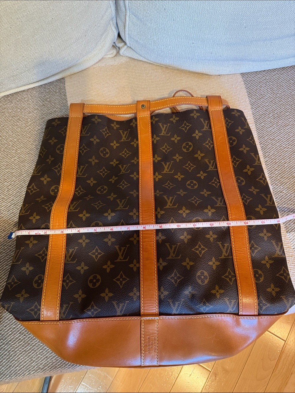 LV Randonnee with Dust Bag - Picture 2 of 15